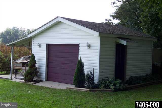 5142 Waltersdorff Road Spring Grove, PA 17362 - Photo 20 of 24