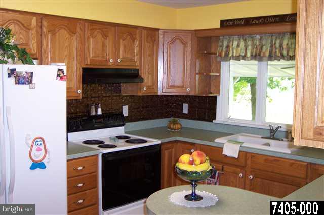 5142 Waltersdorff Road Spring Grove, PA 17362 - Photo 6 of 24