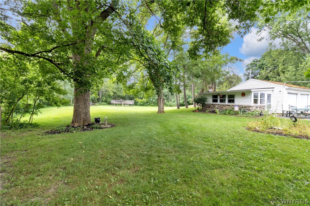3808 Pearl Street Road Batavia, NY 14020 - Photo 37 of 40