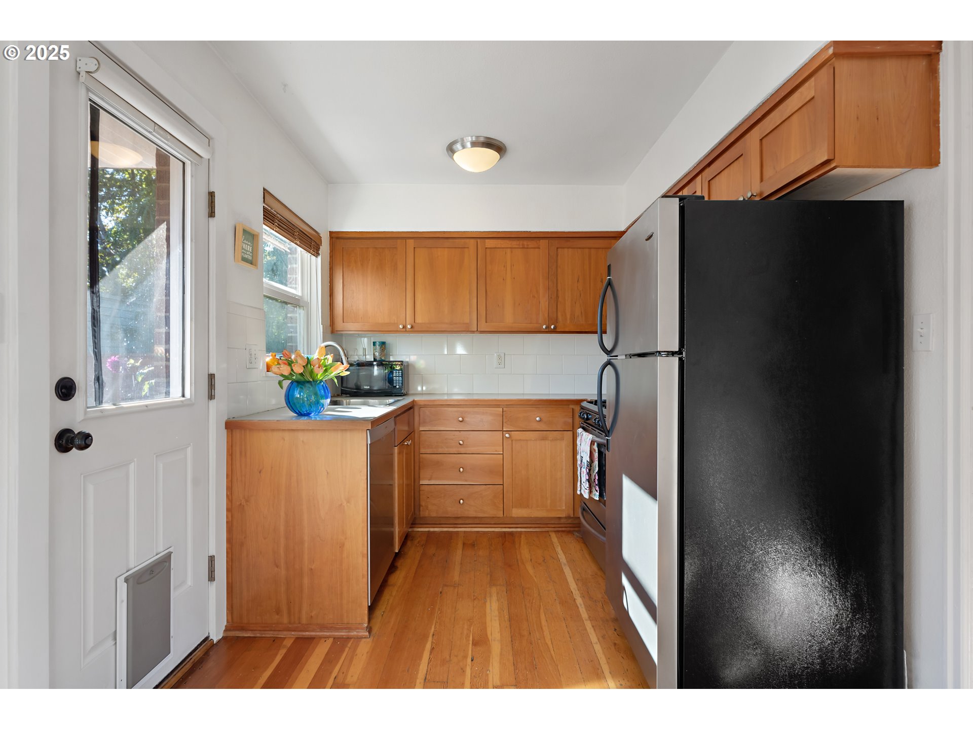 5405 Northeast 10th Avenue, Unit 3 Portland, OR 97211 - Photo 15 of 48 Kitchen