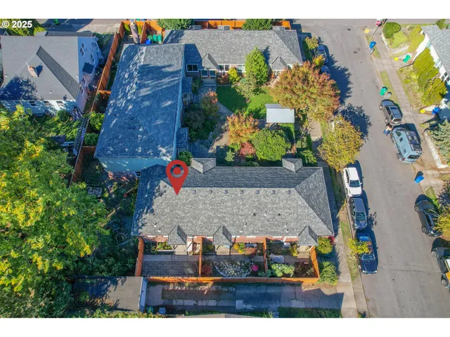 $285,000 | 5405 Northeast 10th Avenue, Unit 3, Portland, OR 97211