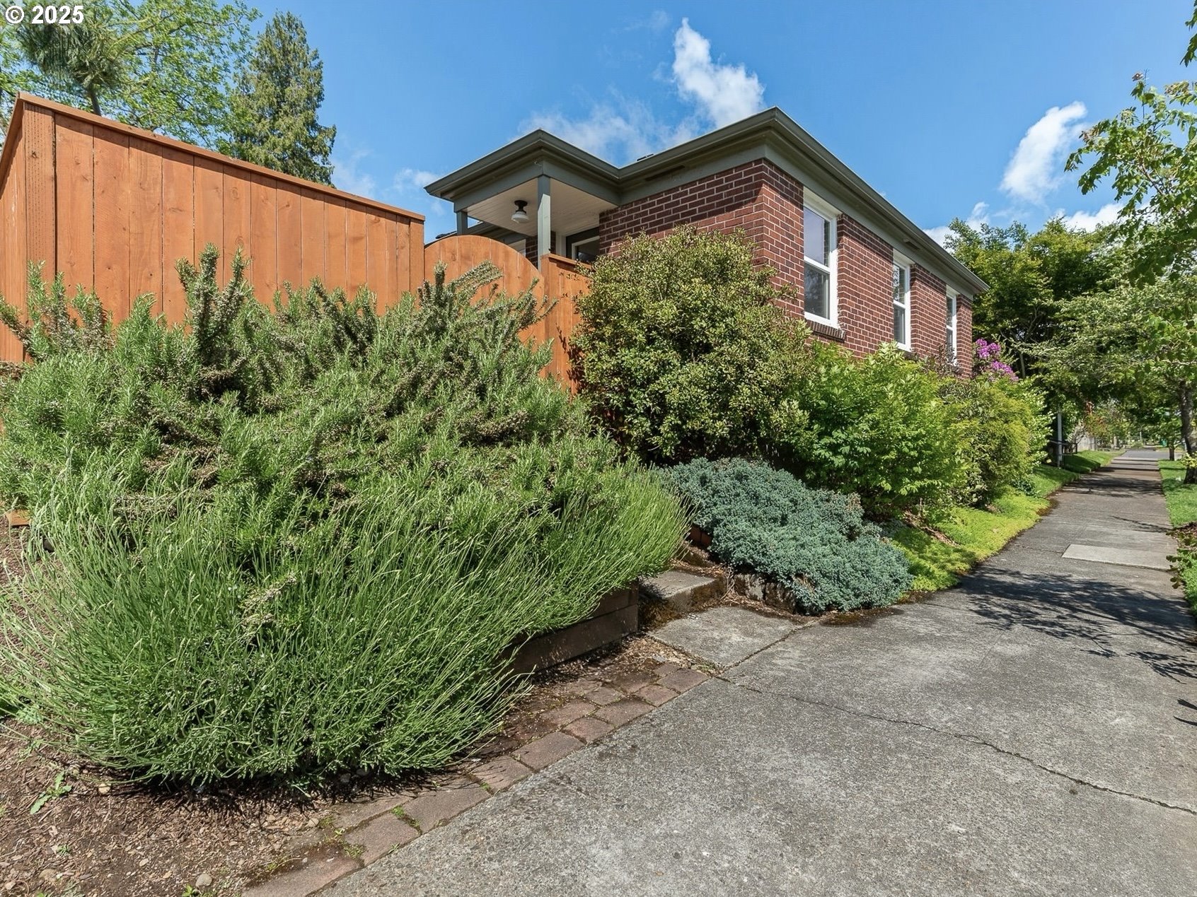 5405 Northeast 10th Avenue, Unit 3 Portland, OR 97211 - Photo 41 of 48 Community Amenities