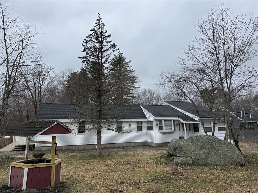 109 Forest Road Salisbury, MA 01952 - Photo 2 of 32