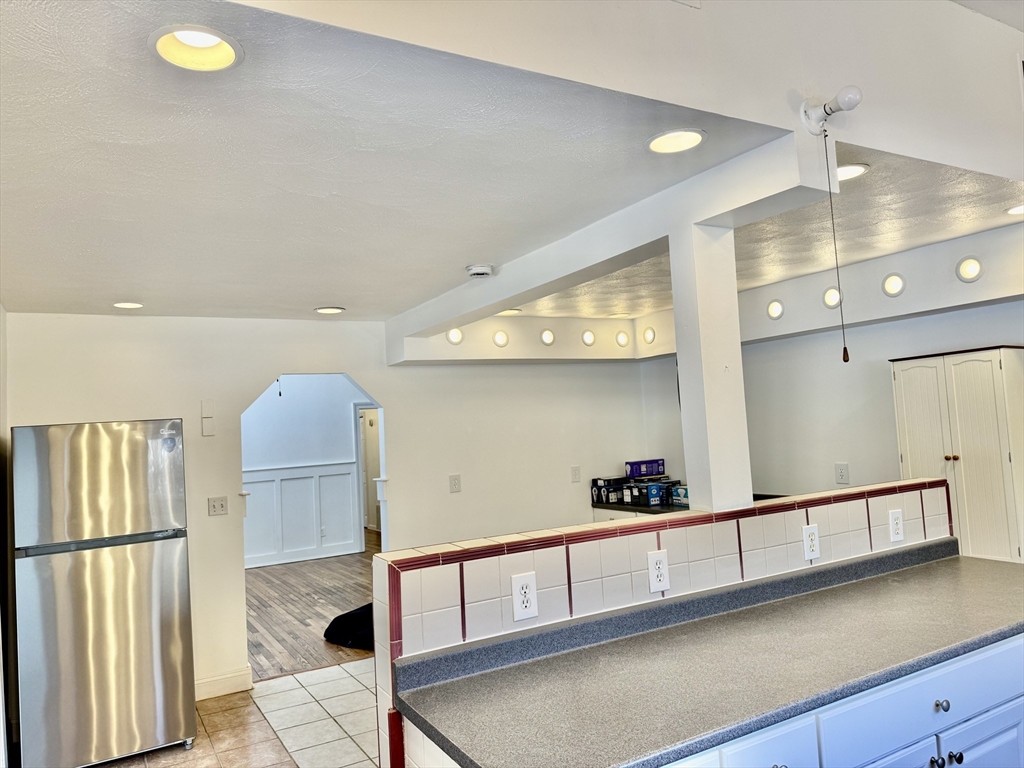 109 Forest Road Salisbury, MA 01952 - Photo 5 of 32