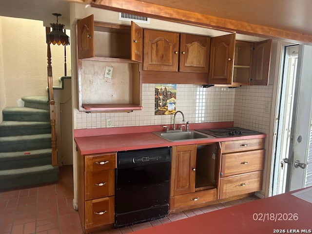 170 Avenida Juarez Road Brackettville, TX 78832 - Photo 3 of 8 a view of a bathroom with a sink and a mirror