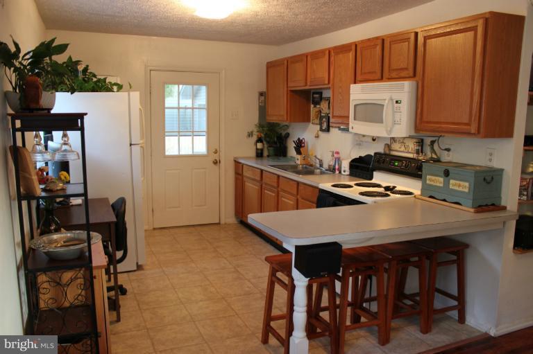 17315 Piney Point Road Piney Point, MD 20674 - Photo 10 of 30 Kitchen