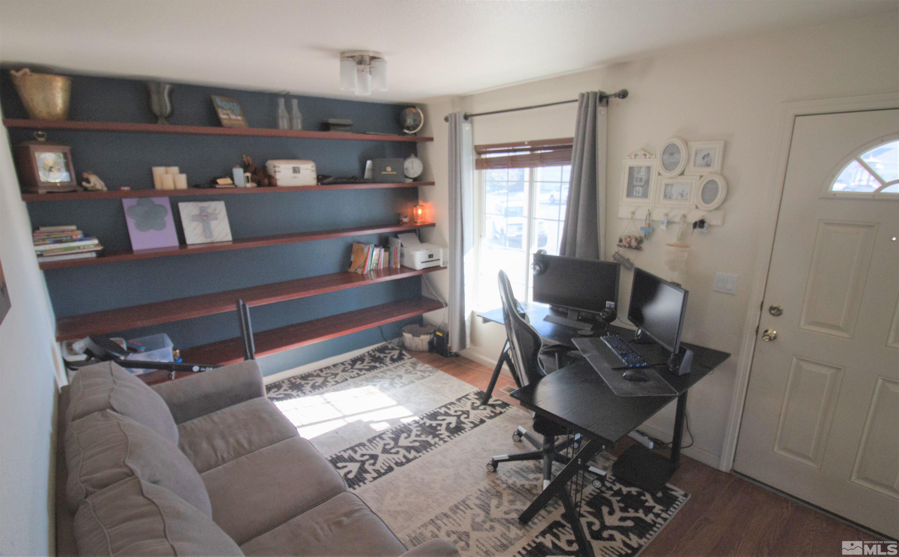 Photo 3