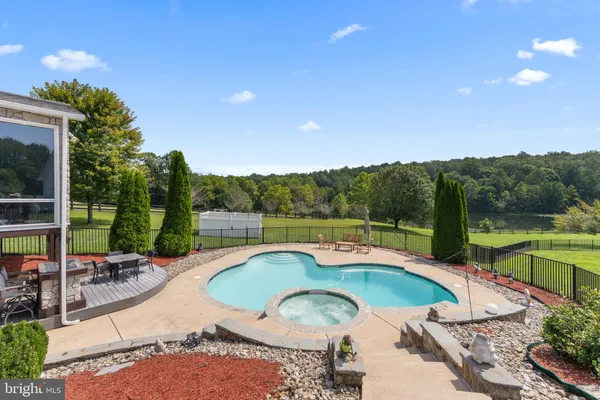 $925,000 | 15092 Rixeyville Lakes Court, Rixeyville, VA 22737