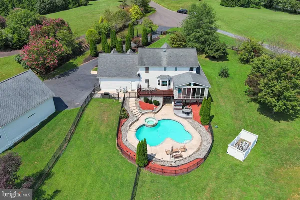 $925,000 | 15092 Rixeyville Lakes Court, Rixeyville, VA 22737