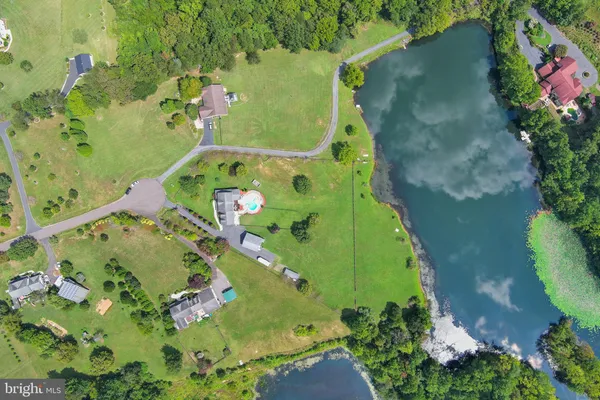 $925,000 | 15092 Rixeyville Lakes Court, Rixeyville, VA 22737