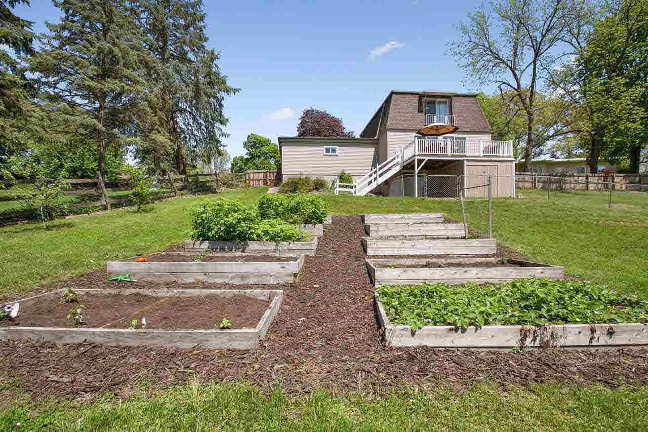 1919 Cleveland Road Colona, IL 61241 - Photo 16 of 19 Gallery Image 16