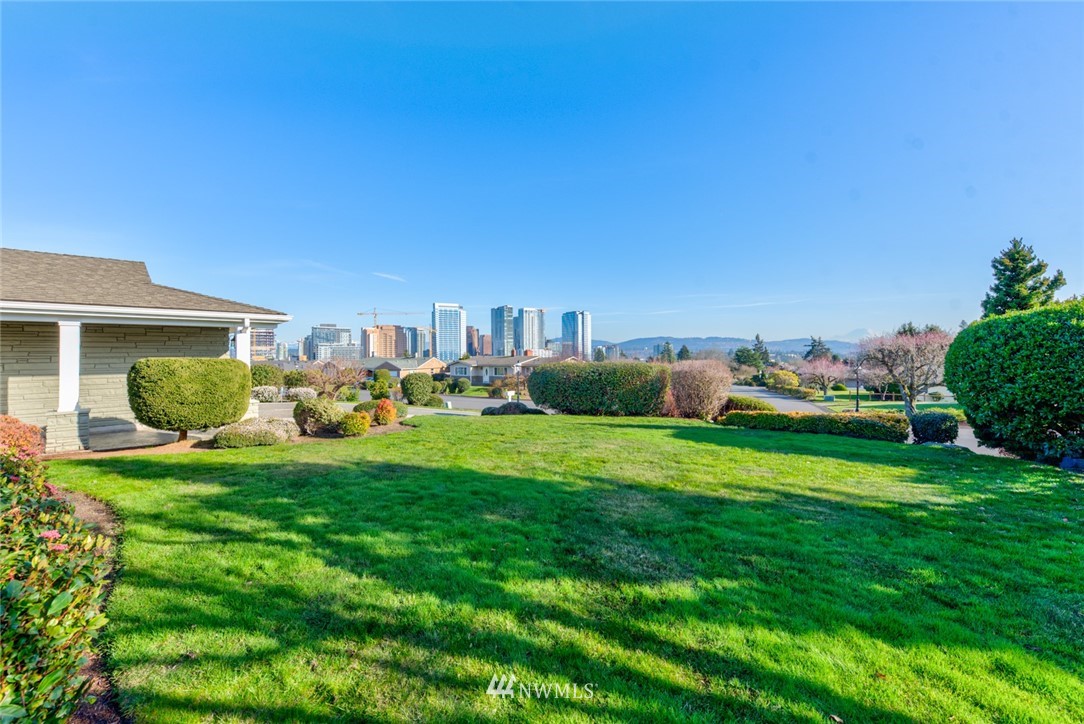 9630 Hilltop Road Bellevue, WA 98004 - Photo 36 of 40 Gallery Image 36