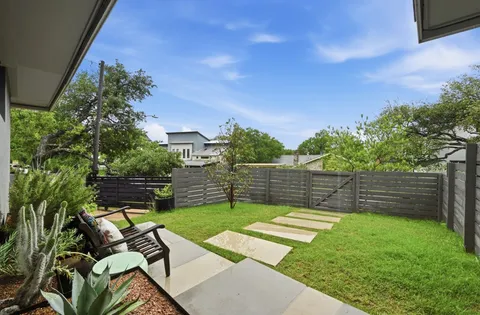 $674,000 | 2101 Airole Way, Unit B, Austin, TX 78704