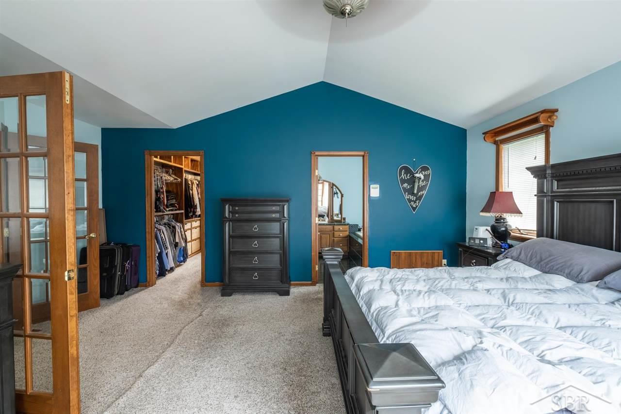 8117 North McKinley Road Flushing, MI 48433 - Photo 10 of 55 50074224-9.JPG