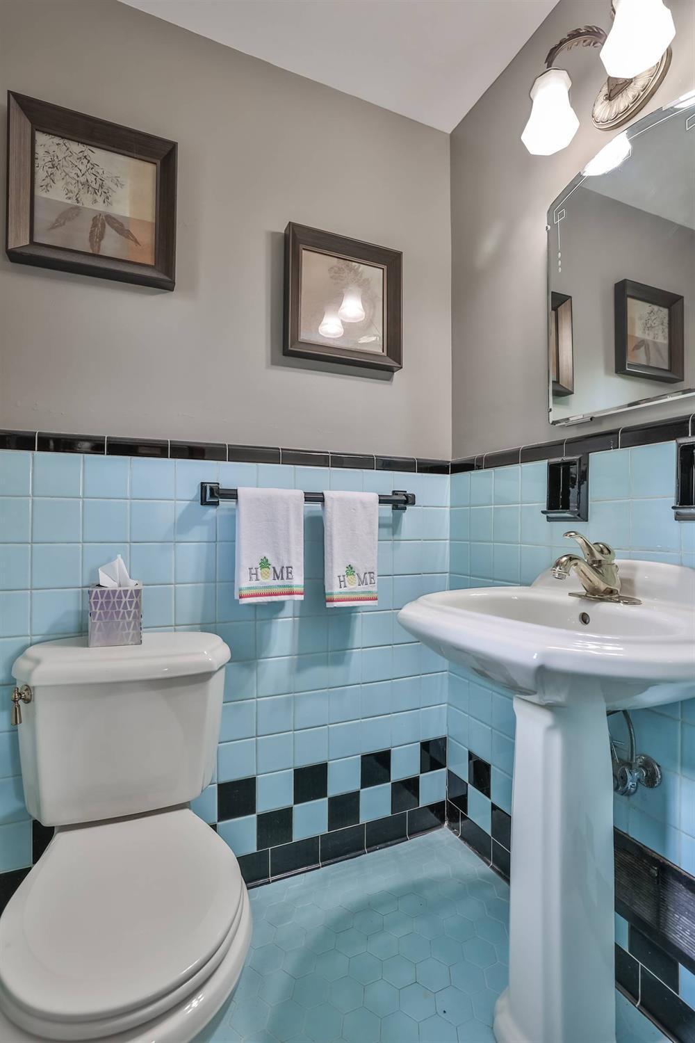 8770 Wuest Road Cincinnati, OH 45251 - Photo 21 of 36 Gallery Image 21
