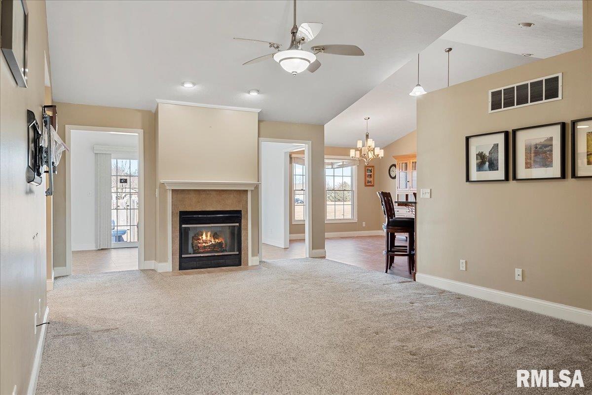 715 Heathrow Lane Rochester, IL 62563 - Photo 6 of 42