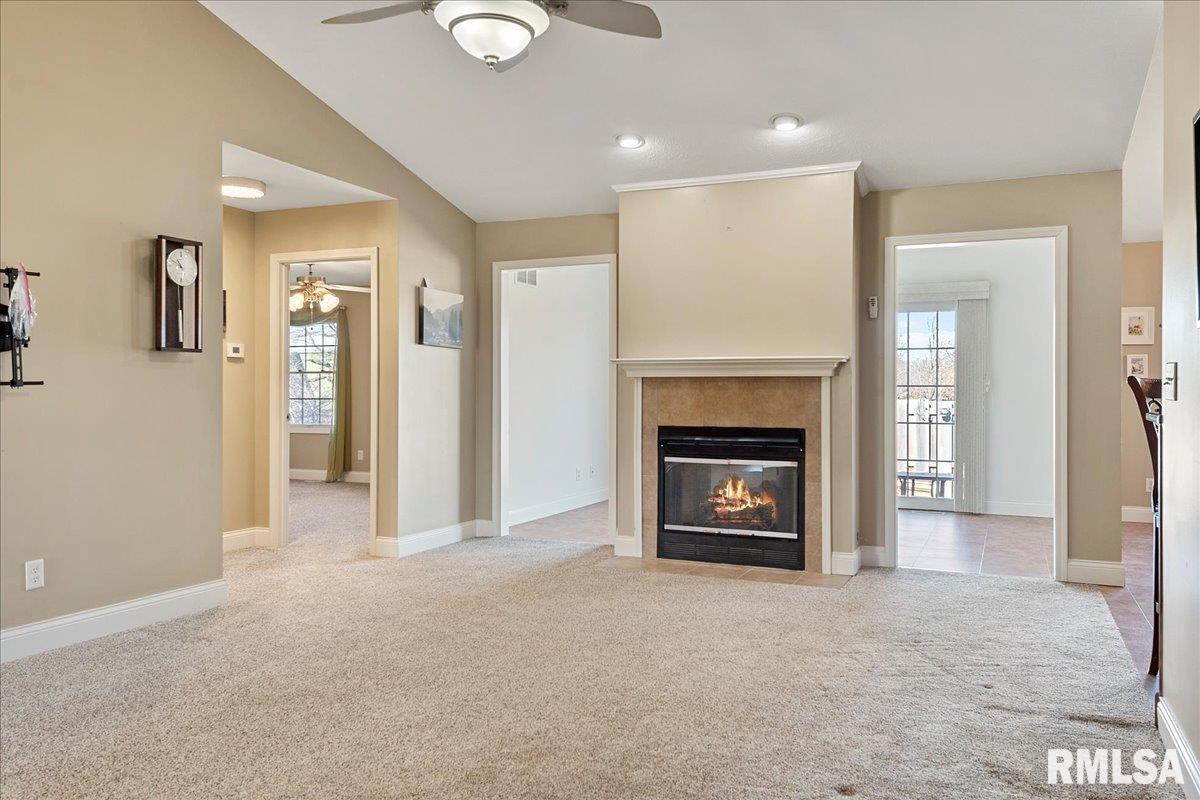 715 Heathrow Lane Rochester, IL 62563 - Photo 7 of 42