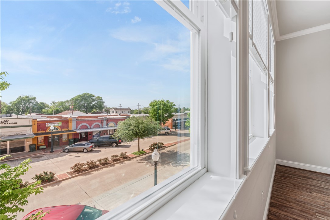 401 North Main Street, Unit 206 Bryan, TX 77803 - Photo 9 of 20 a view of a balcony with city view