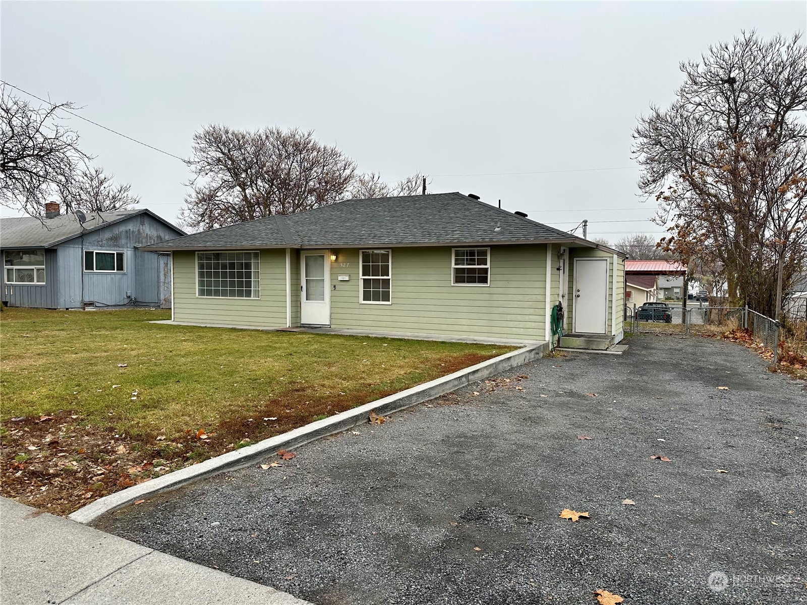 527 North Clark Road Moses Lake, WA 98837 - Photo 2 of 21 Gallery Image 2
