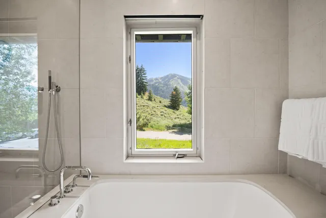 $8,995,000 | 260 Spur Lane, Ketchum, ID 83340