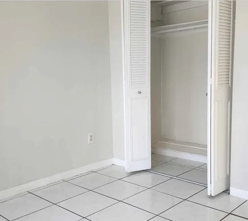 $1,850 | 488 Northeast 18th Avenue, Unit 208, Homestead, FL 33033
