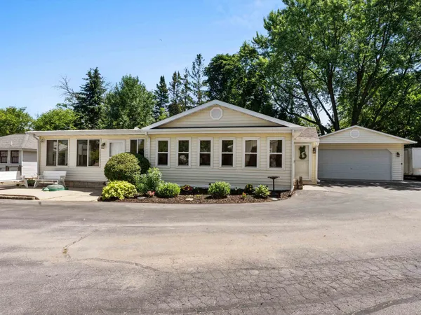 $349,900 | E0112 Paque Lane, Luxemburg, WI 54217