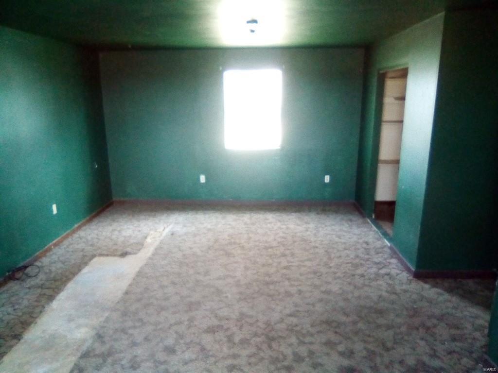 6958 Holcomb School Road Freeburg, IL 62243 - Photo 7 of 12