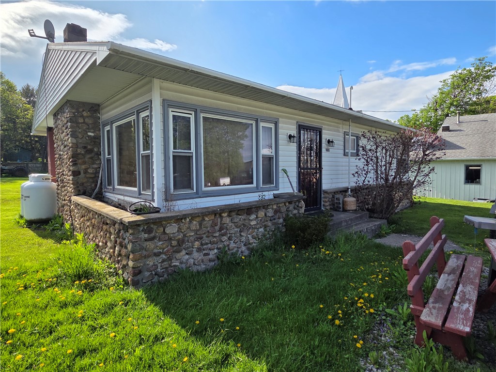 978 State Route Penn Yan, NY 14527 - Photo 9 of 18