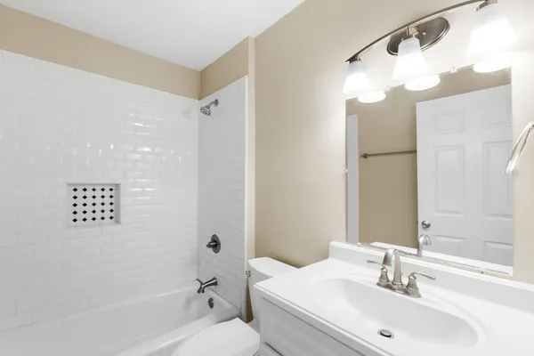 $1,300 | 2710 St Edwards Circle, Unit A, Austin, TX 78704