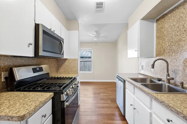 $1,300 | 2710 St Edwards Circle, Unit A, Austin, TX 78704