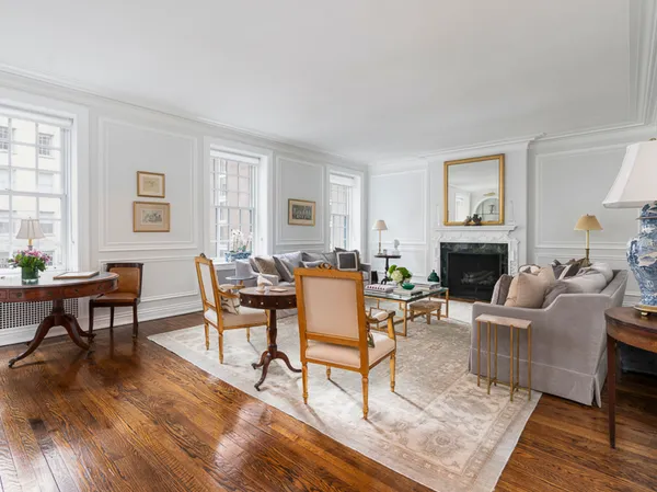 $1,350,000 | 232 East Walton Place, Unit 5E, Chicago, IL 60611