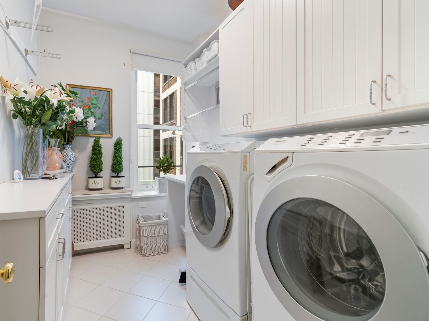 232 East Walton Place, Unit 5E Chicago, IL 60611 - Photo 36 of 40