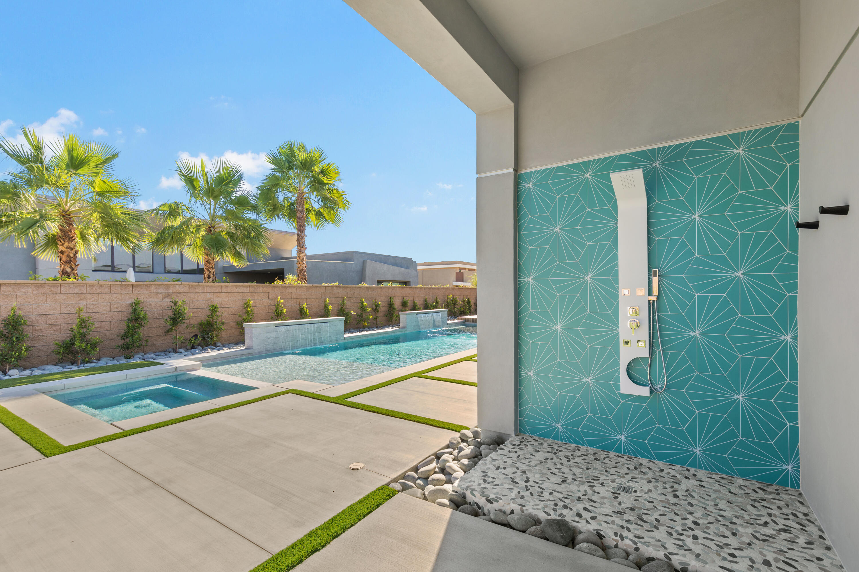 1 Siena Vista Rancho Mirage, CA 92270 - Photo 37 of 39 70_10563853_144036_144036-EI-160