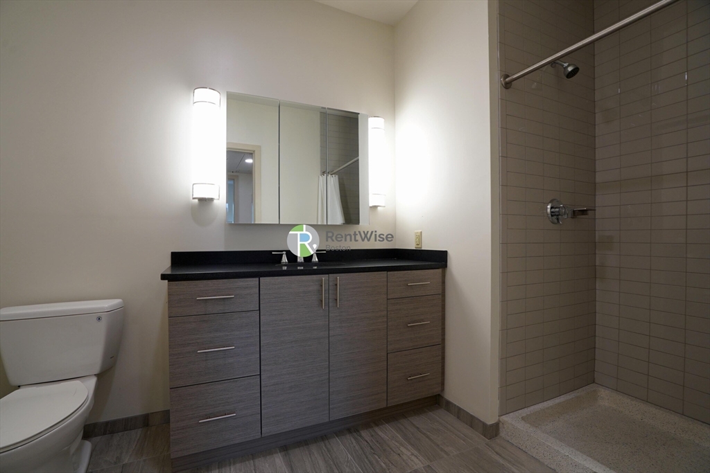 400 Langley Road, Unit 301 Newton, MA 02459 - Photo 8 of 20