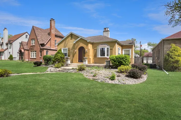 $169,900 | 1134 South Myrtle Avenue, Kankakee, IL 60901