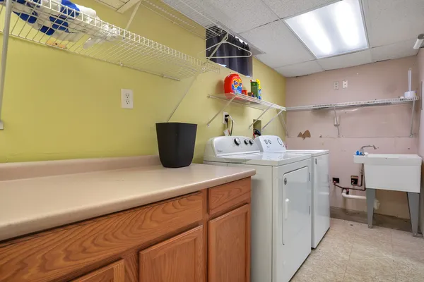 $169,900 | 1134 South Myrtle Avenue, Kankakee, IL 60901