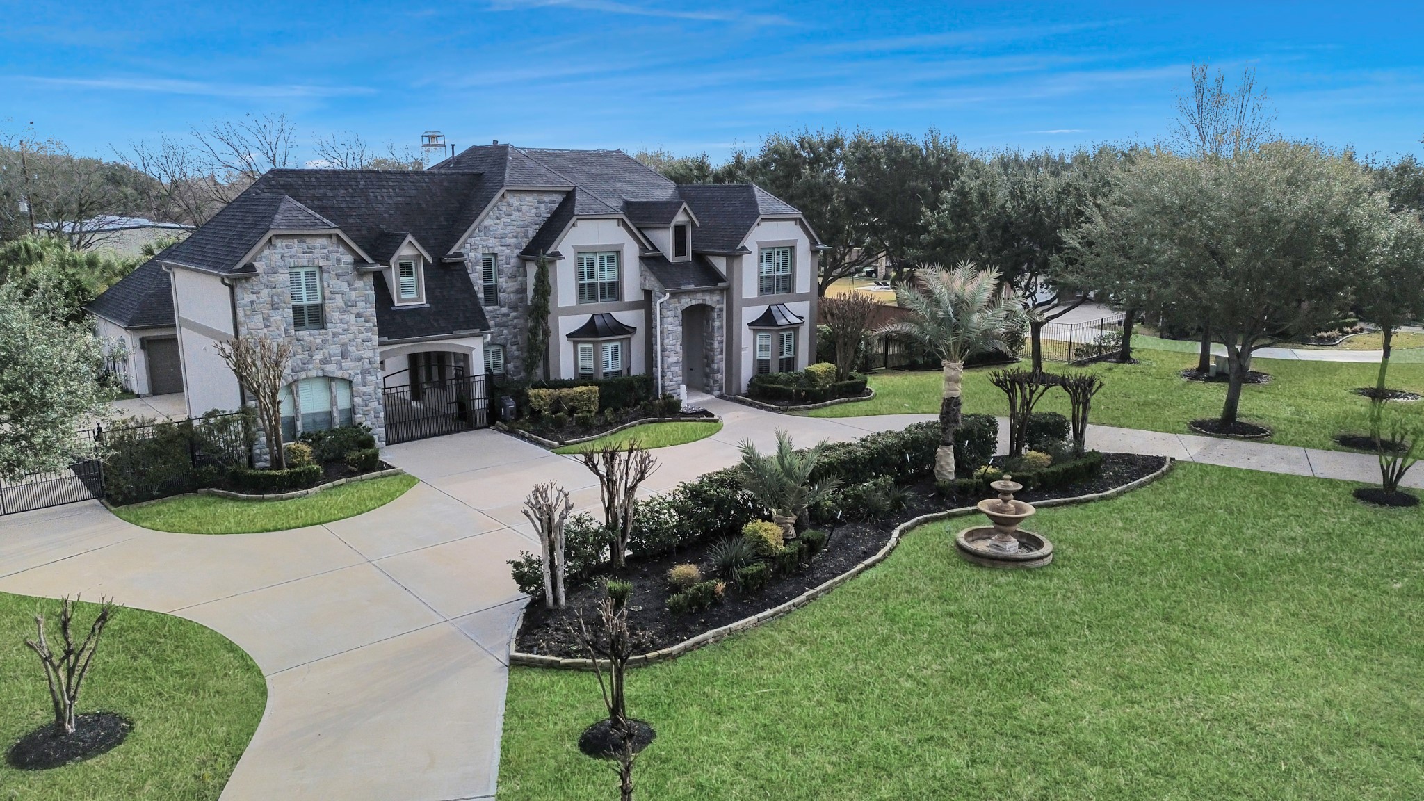 2211 Braer Ridge Drive Katy, TX 77494 - Photo 24 of 50 a view of a house with garden