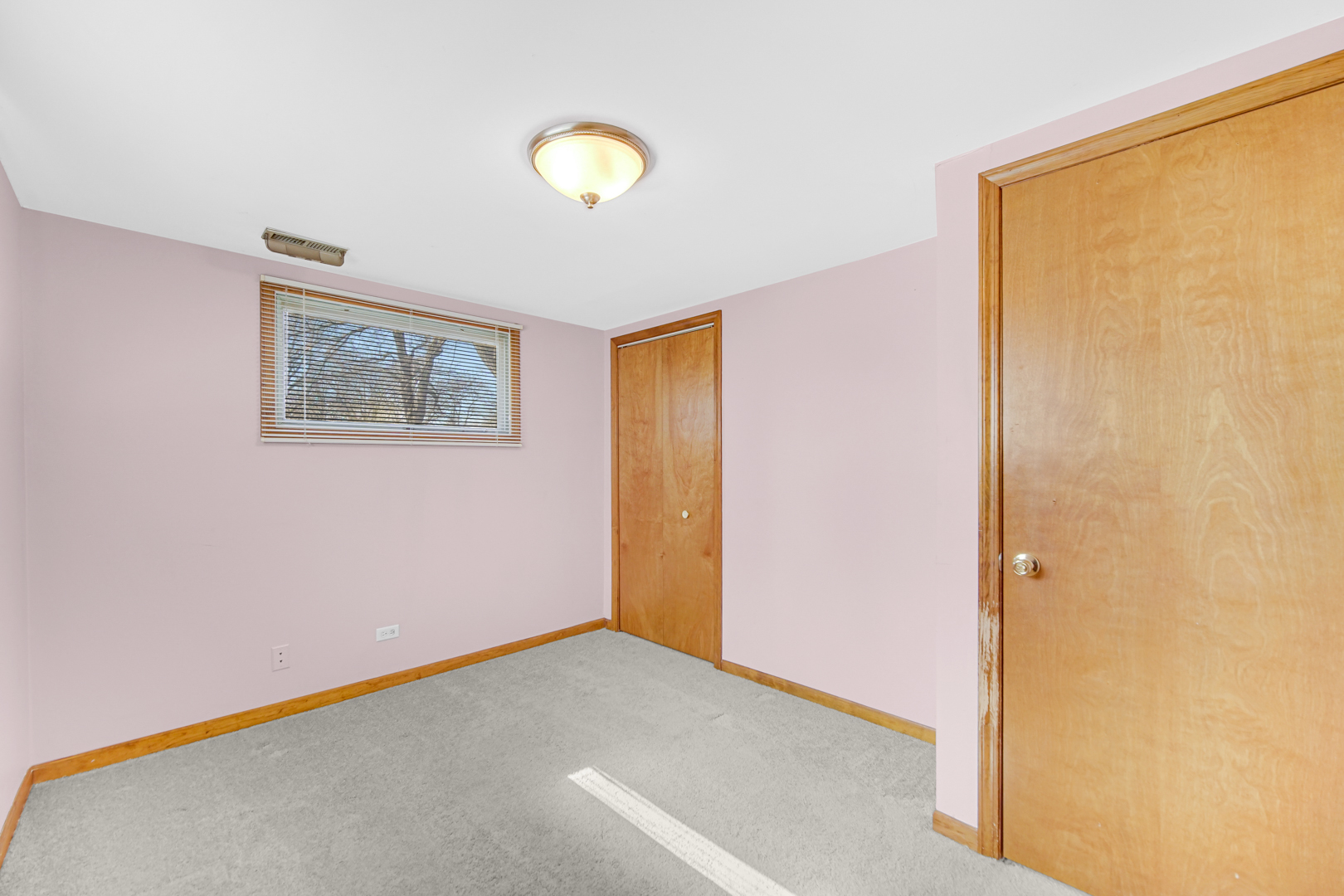1634 Burr Oak Road Homewood, IL 60430 - Photo 28 of 36 a view of an empty room