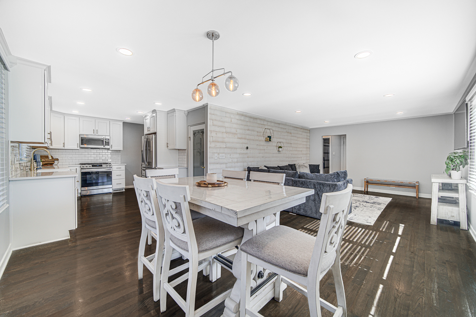 1634 Burr Oak Road Homewood, IL 60430 - Photo 8 of 36 a view of a dining room with furniture