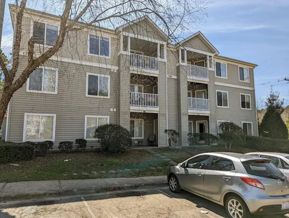 $2,200 | 1351 Crab Orchard Drive, Unit 202, Raleigh, NC 27606