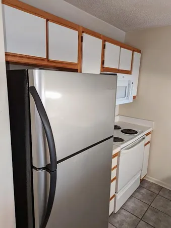 $2,200 | 1351 Crab Orchard Drive, Unit 202, Raleigh, NC 27606