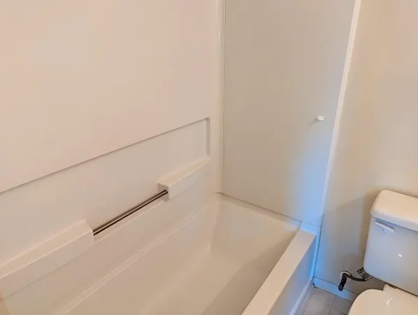 $2,200 | 1351 Crab Orchard Drive, Unit 202, Raleigh, NC 27606