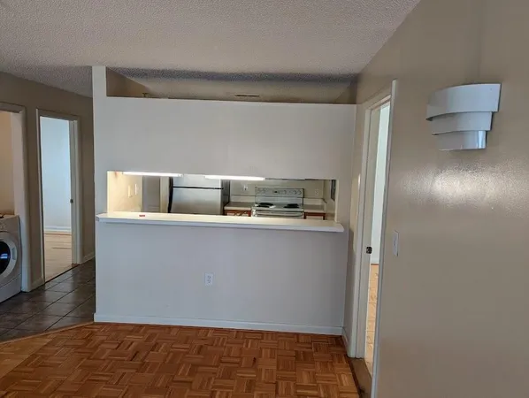 $2,200 | 1351 Crab Orchard Drive, Unit 202, Raleigh, NC 27606