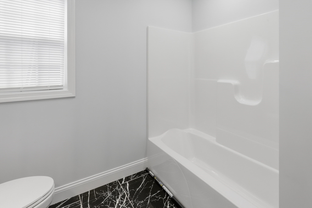 489 Spring Street Fall River, MA 02721 - Photo 14 of 40