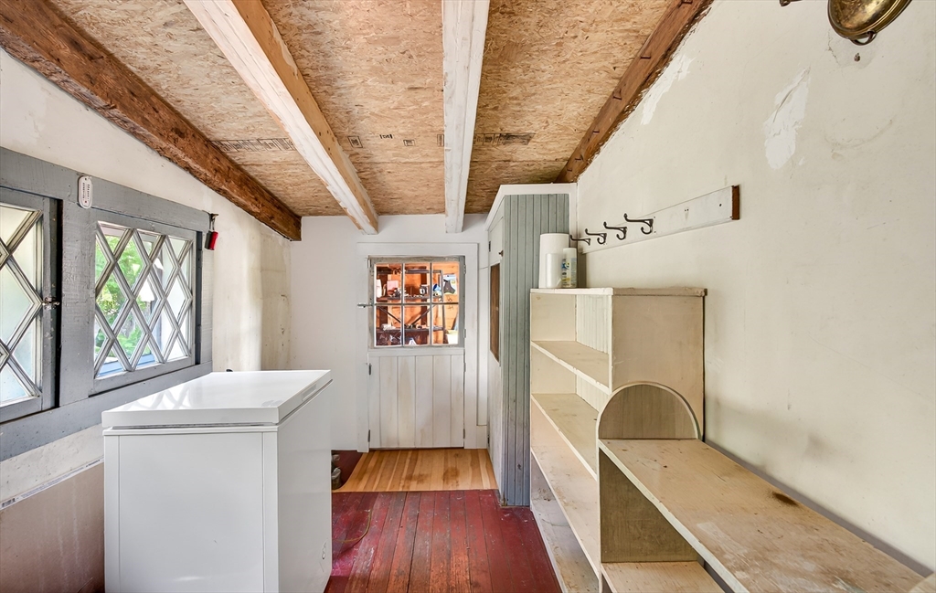 17 South Main Street Petersham, MA 01366 - Photo 13 of 42