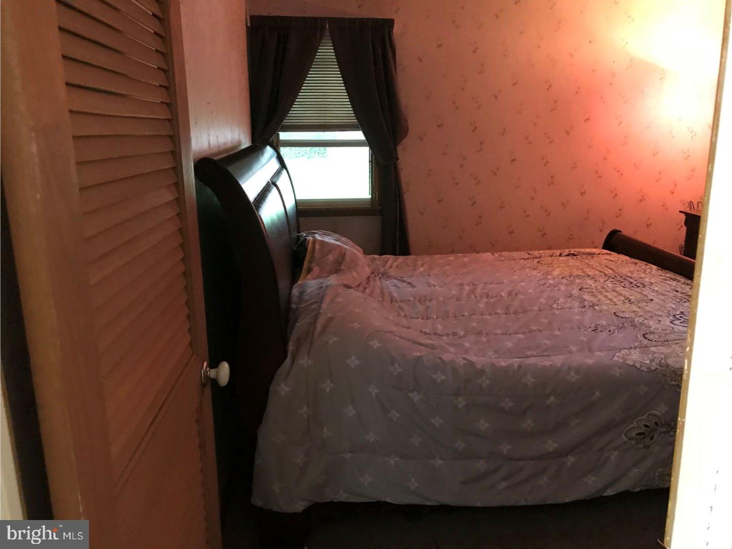 9220 Academy Road Philadelphia, PA 19114 - Photo 7 of 18 Bedroom - Main