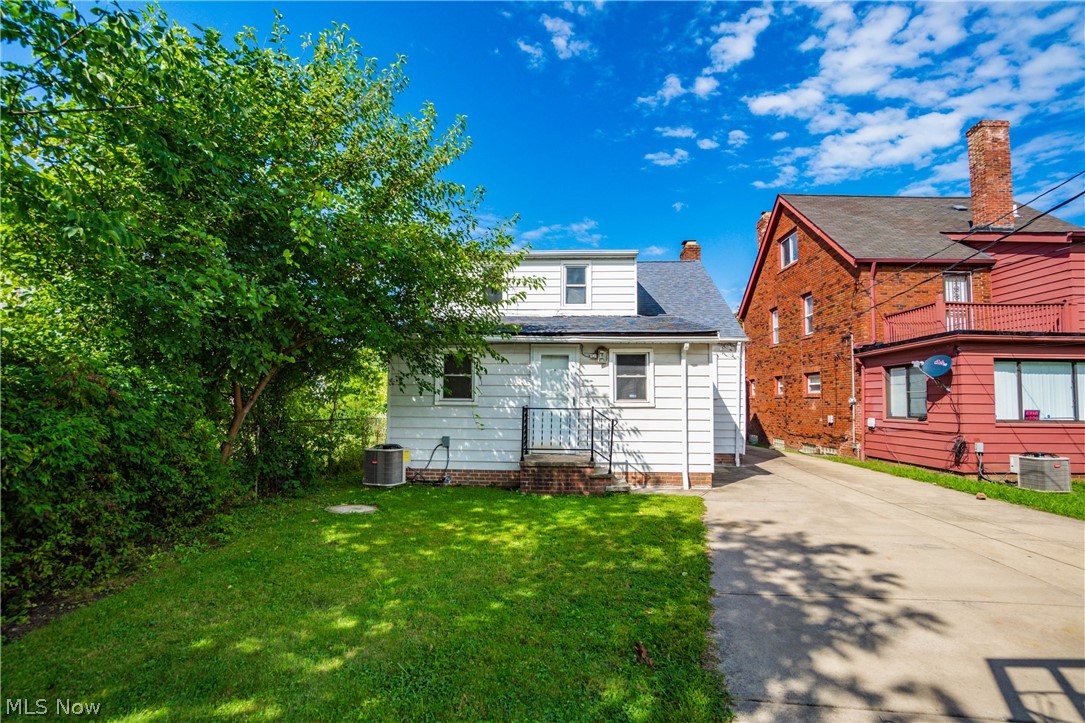 3649 Pennington Road Cleveland, OH 44120 - Photo 17 of 18