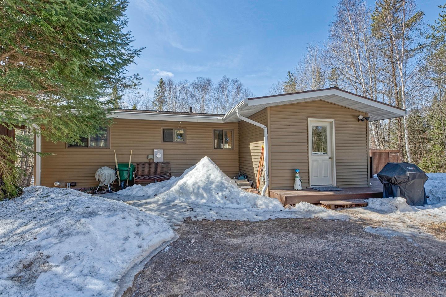 11875 Thoma Drive Presque Isle, WI 54557 - Photo 9 of 49 Gallery Image 9