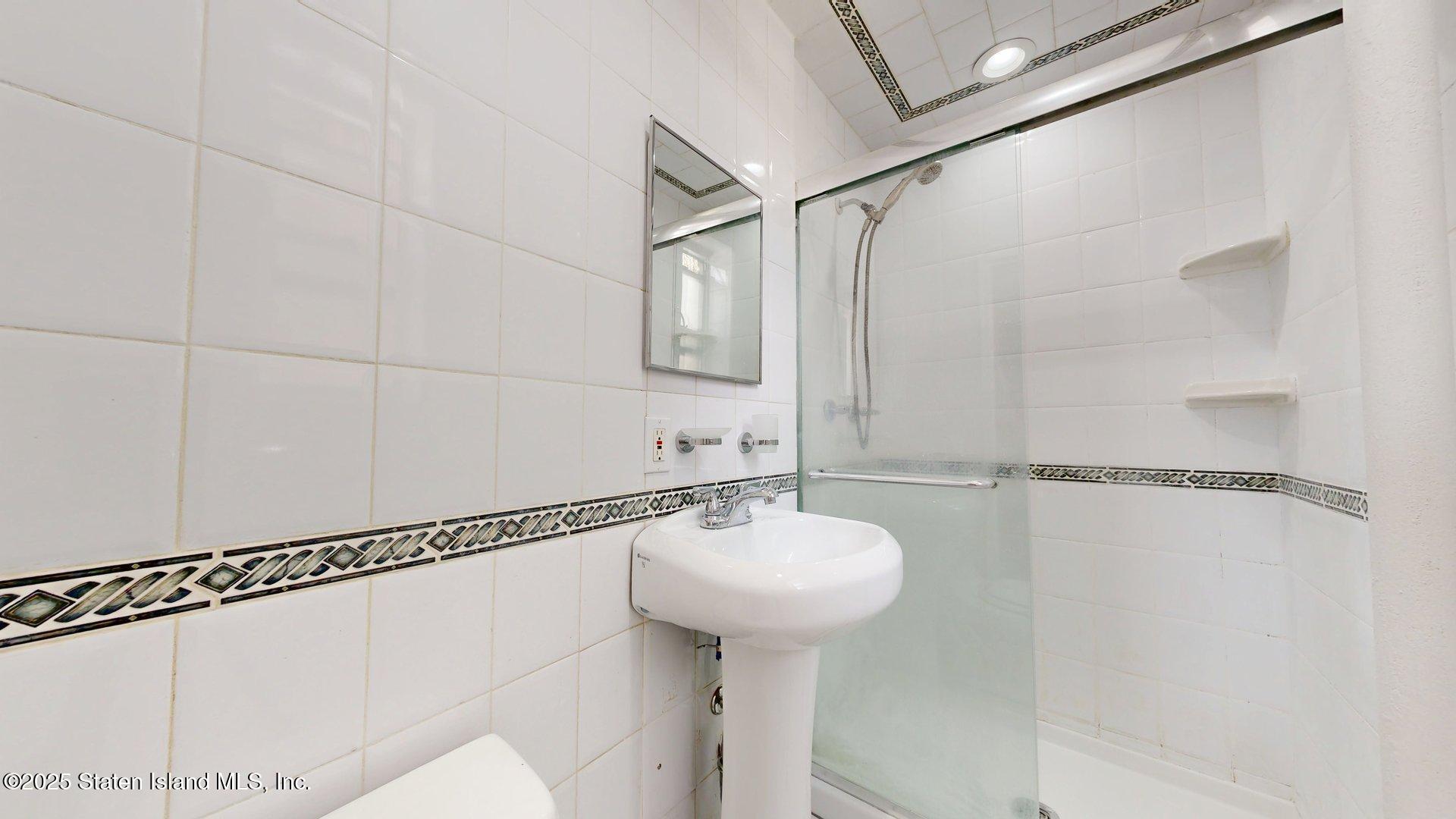 55 Austin Place, Unit Y2 Staten Island, NY 10304 - Photo 13 of 19 55-Austin-Pl-2Y-05312025_204019
