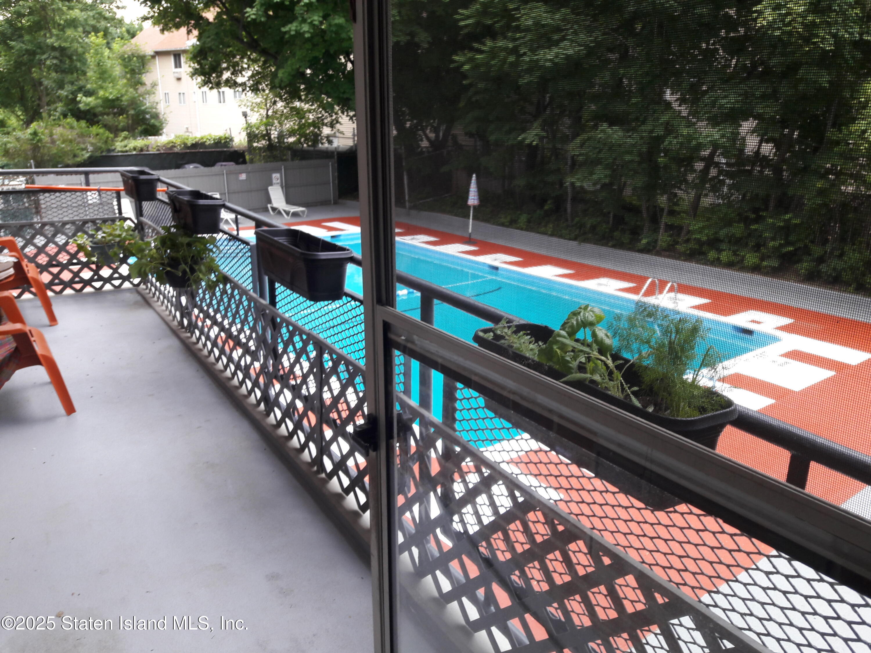 55 Austin Place, Unit Y2 Staten Island, NY 10304 - Photo 16 of 19 20180606_145753_1528311539891